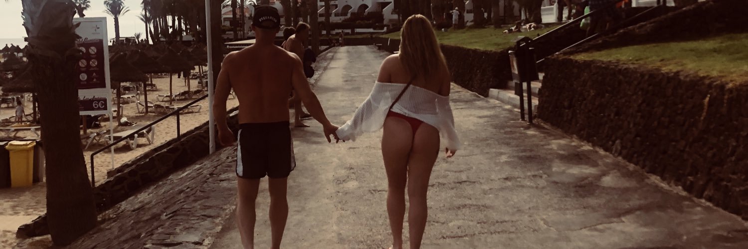 Courteney Humphries banner