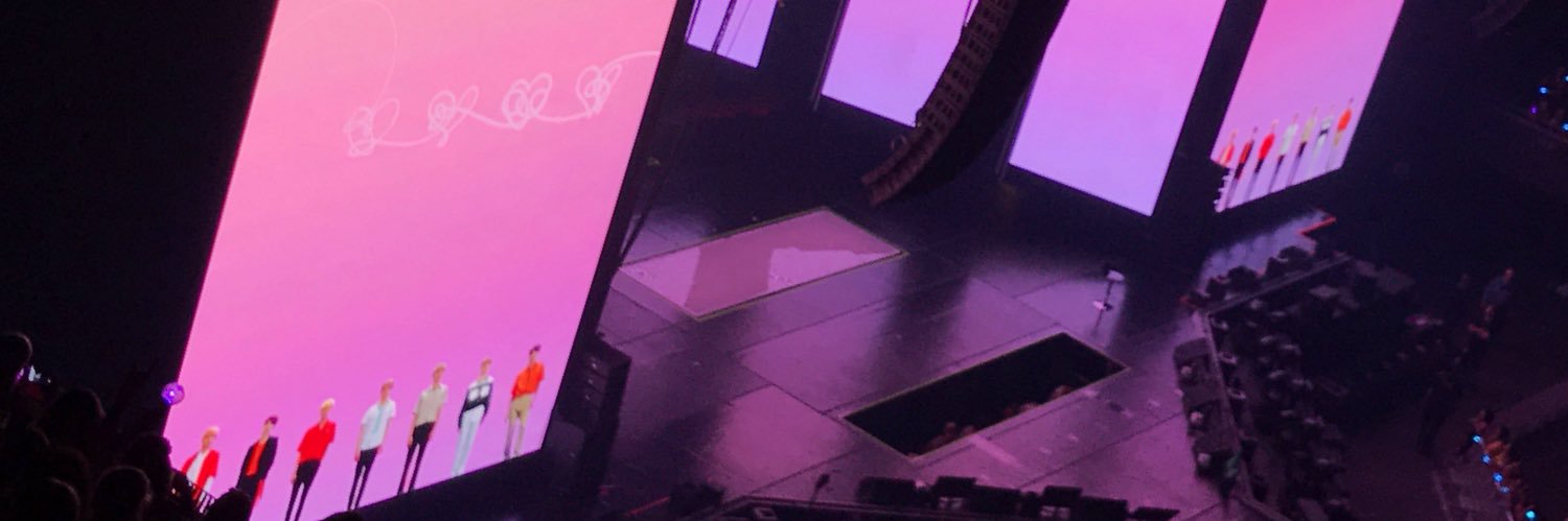 AleMissHooligan's profile banner image