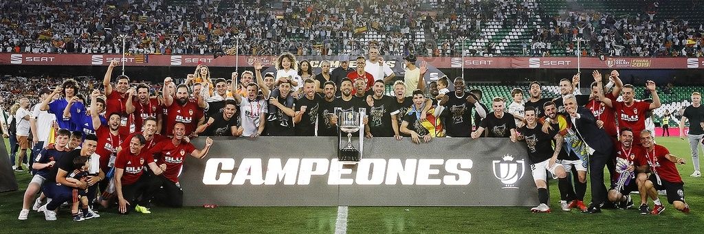 FerClares7's profile banner image