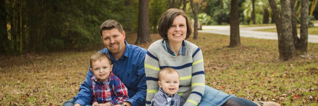 lynzreads's profile banner image