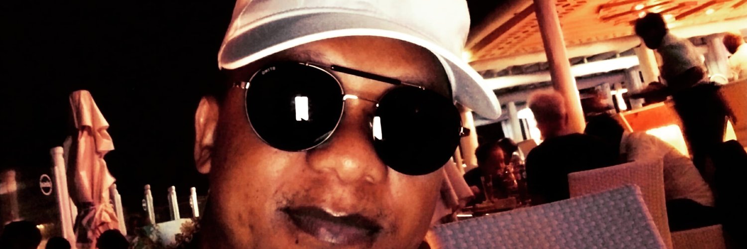 gkulzee's profile banner image