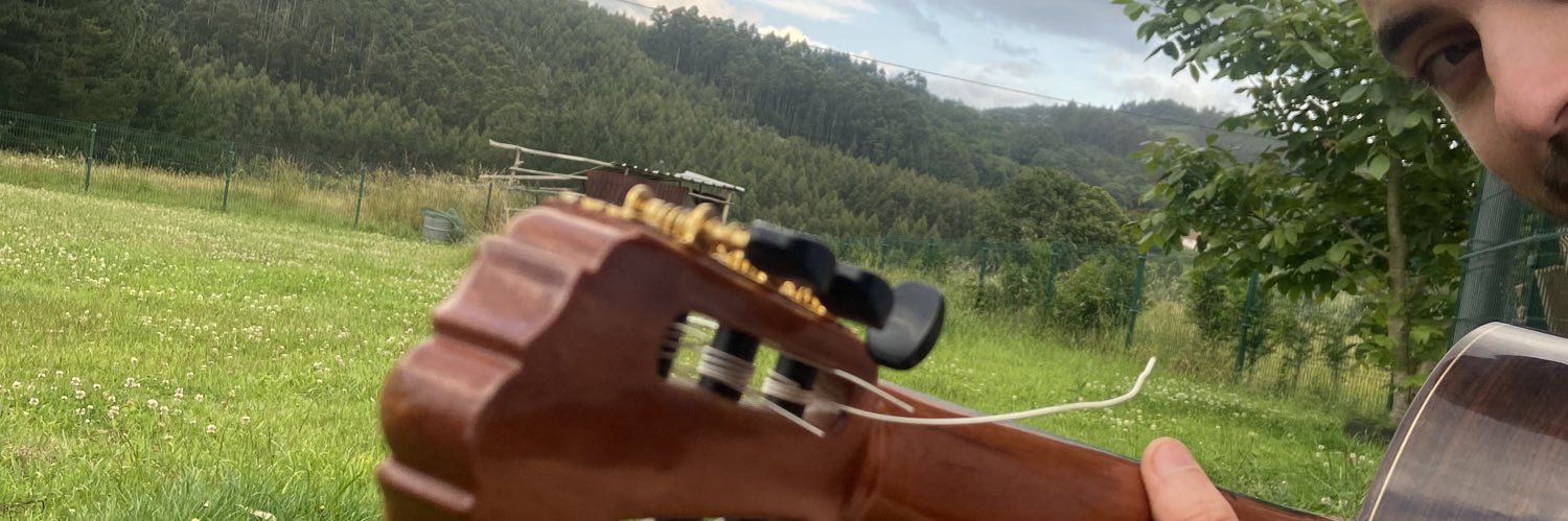 RaquelInsua_'s profile banner image