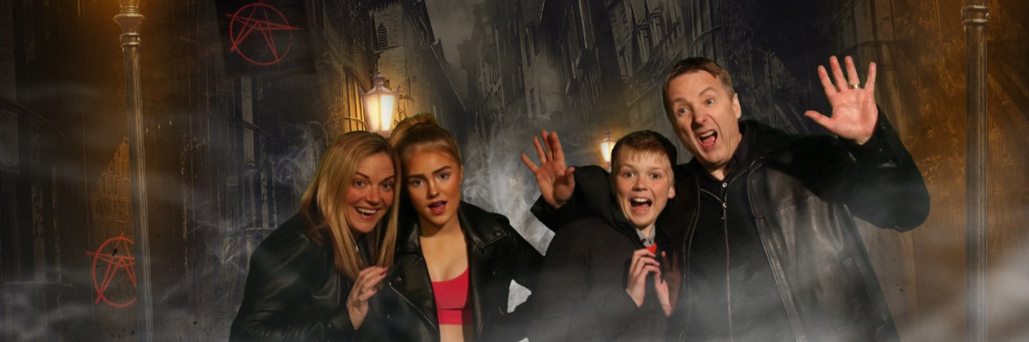 les_pott's profile banner image