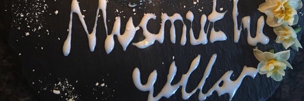 mi_mi_mine's profile banner image