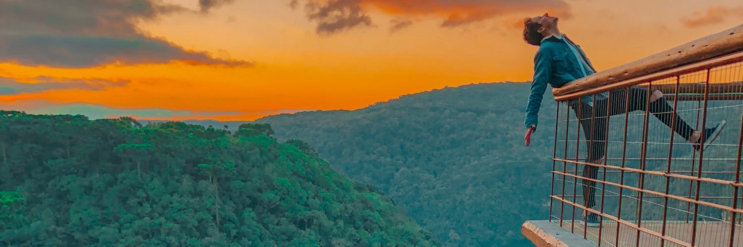 VitorBassoli's profile banner image