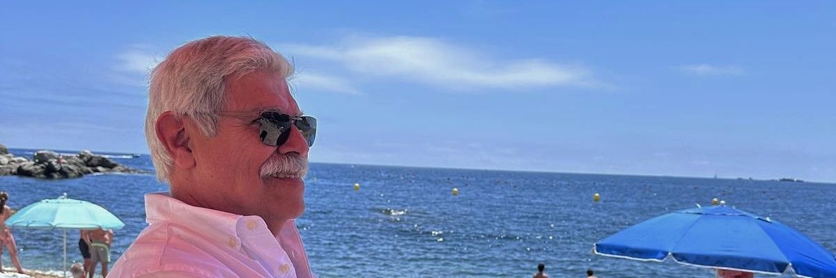 amorenot's profile banner image