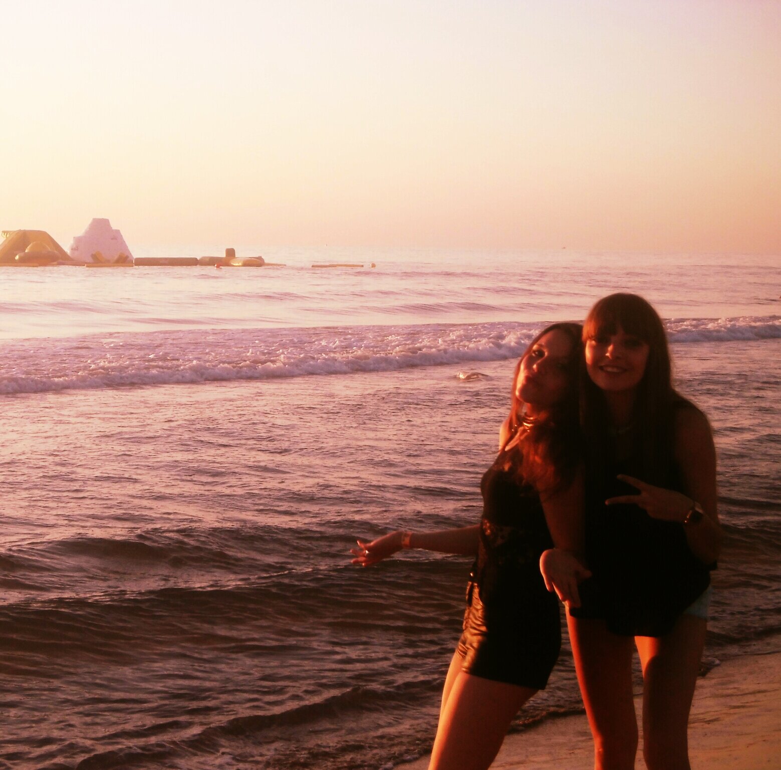 monilallena's profile banner image