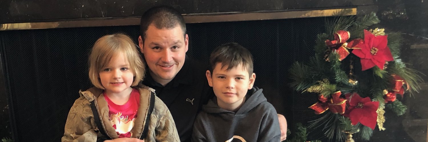 tagalong24's profile banner image