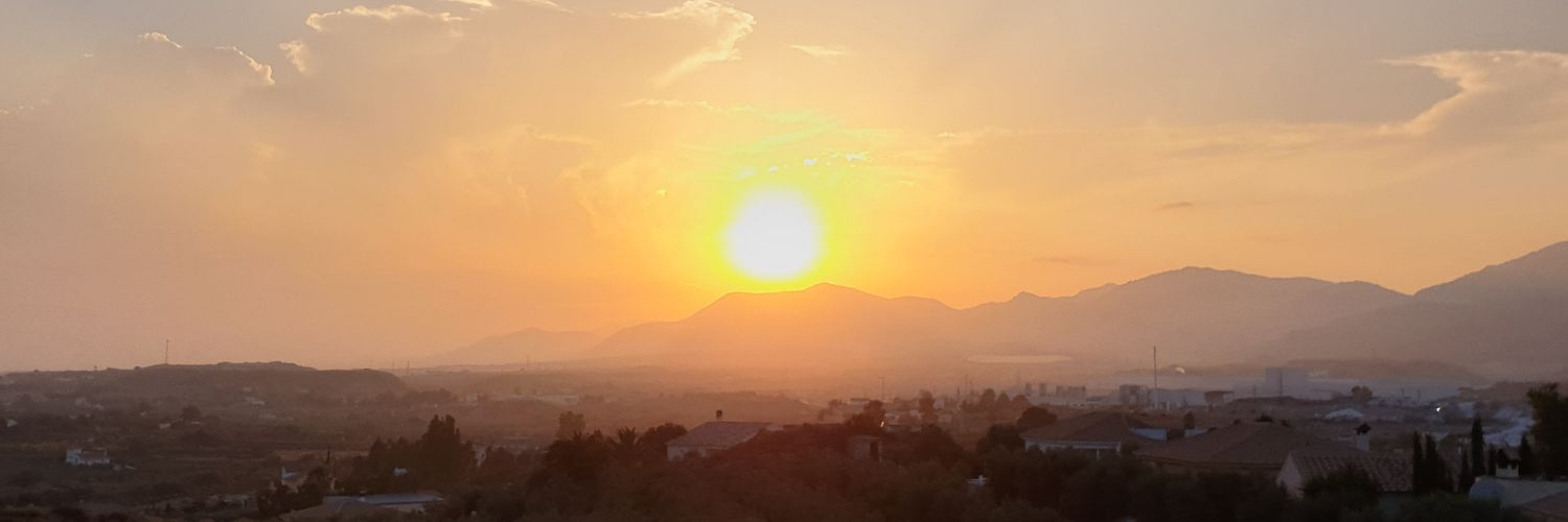 Amy_Brownnn's profile banner image