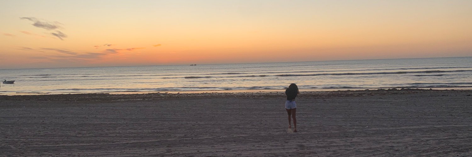 loriiiiemb_'s profile banner image