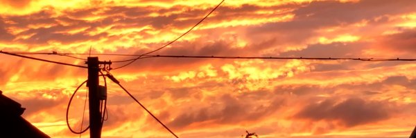 klamoe Profile Banner