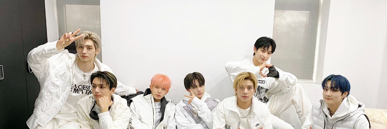 urhope136's profile banner image