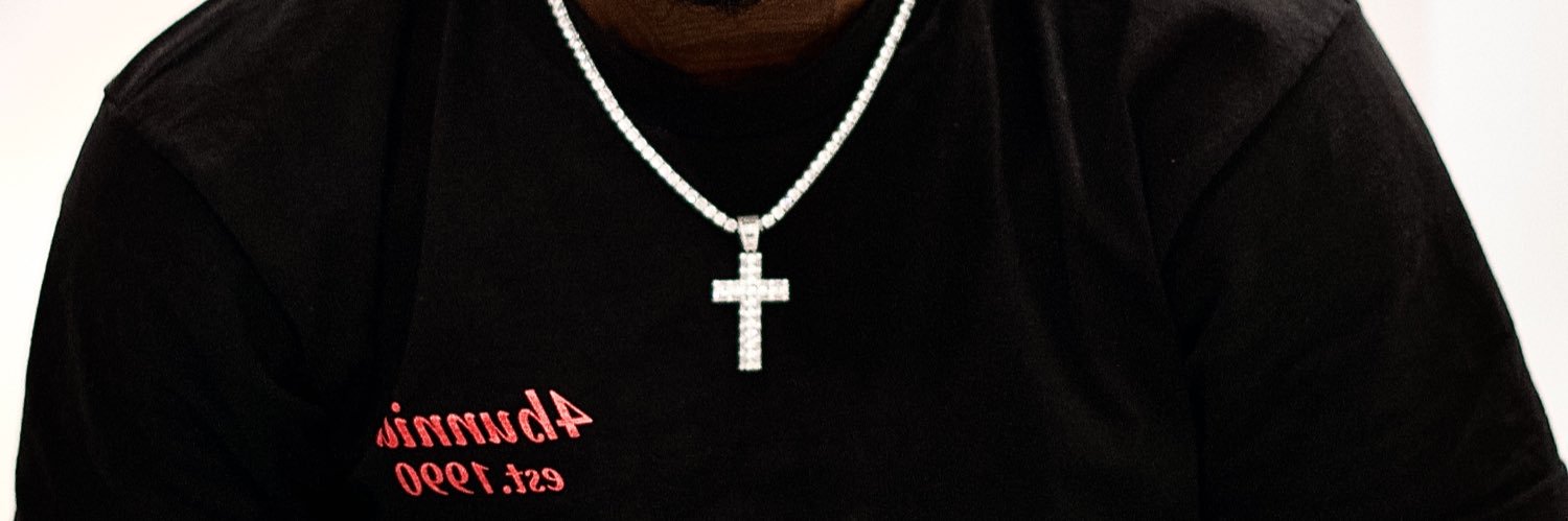 therealtraylen's profile banner image