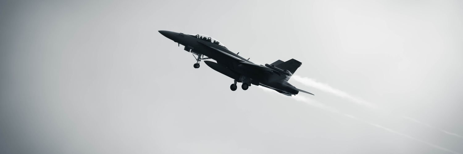NikiArian's profile banner image