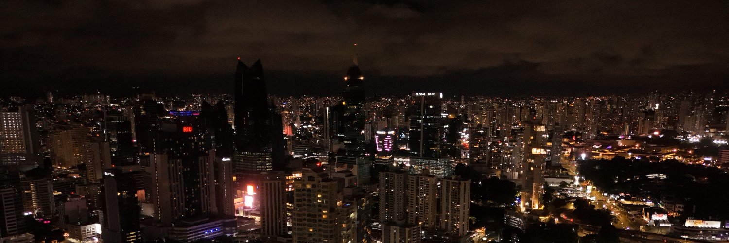 FmliaS's profile banner image