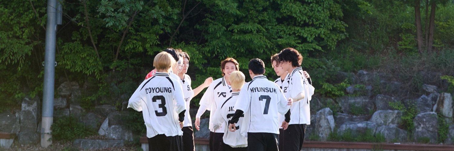 nynexink's profile banner image