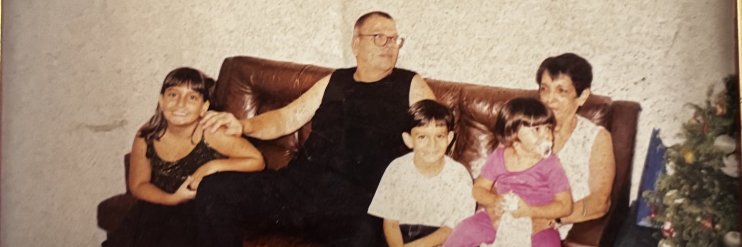 cruzelhesgi's profile banner image