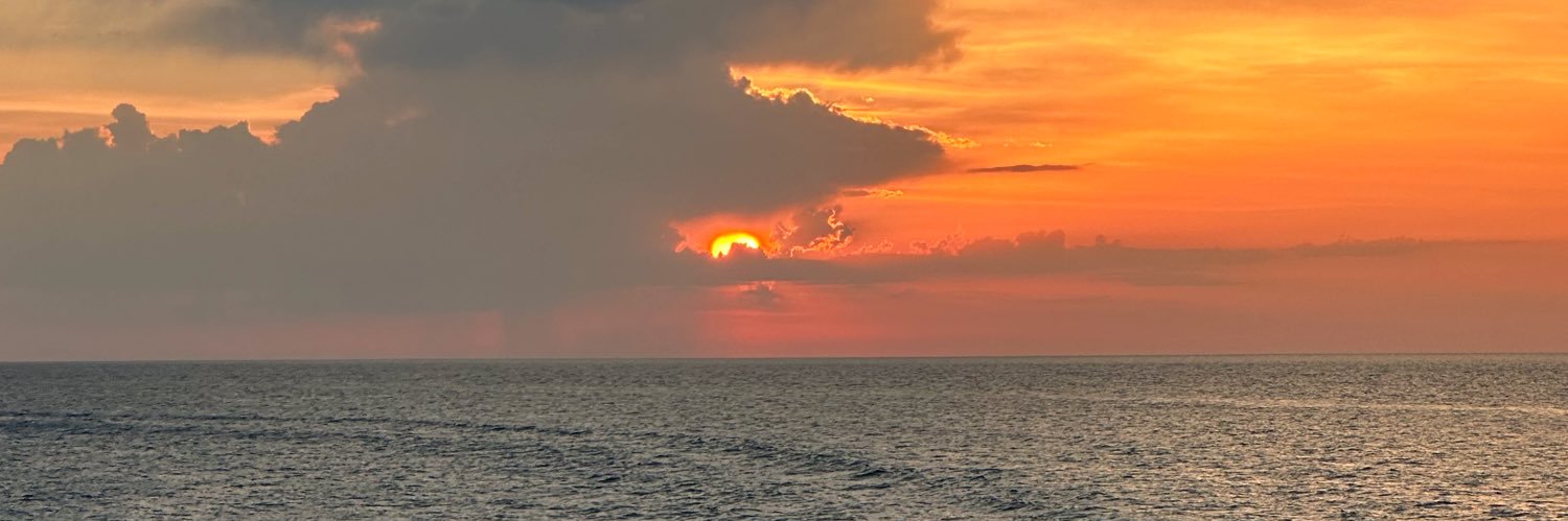 KMiraballes's profile banner image