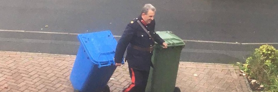 Eamonn O’Neal OBE banner