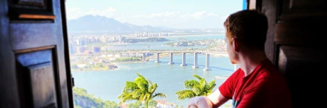 Darragh Kelly Santana banner