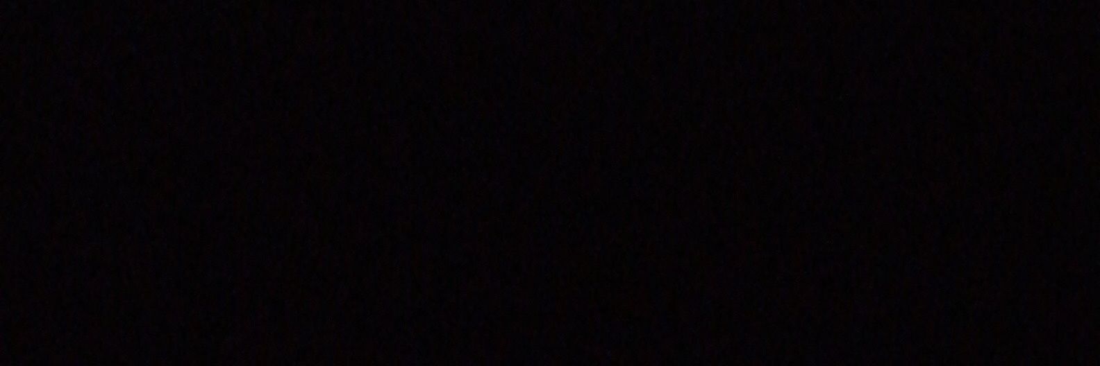 Yiyí🖤 banner