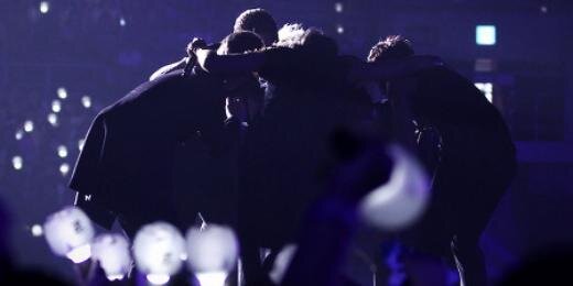 helloimfan's profile banner image