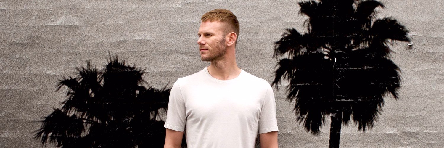 tomhugo's profile banner image