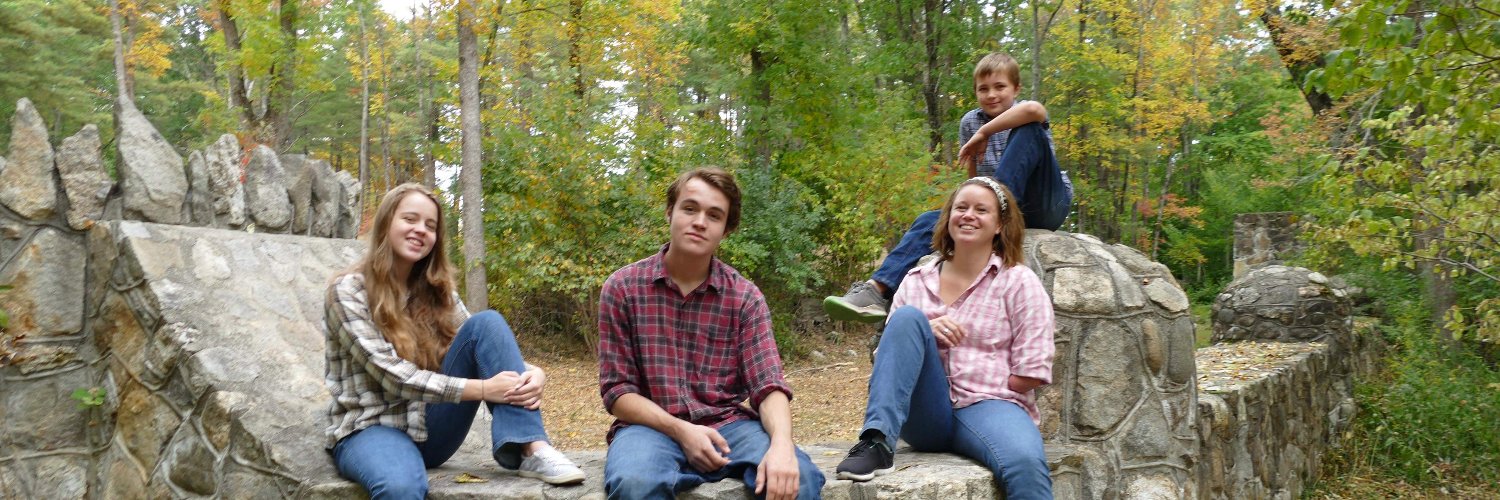 Rebbecca_T's profile banner image