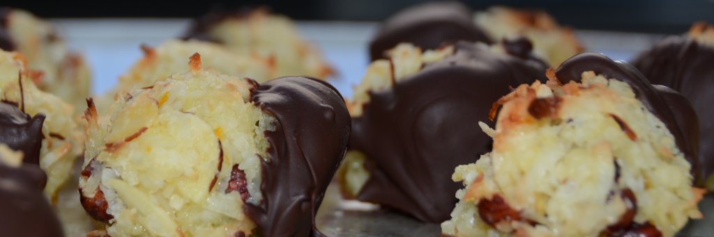 The Curated Cookie banner
