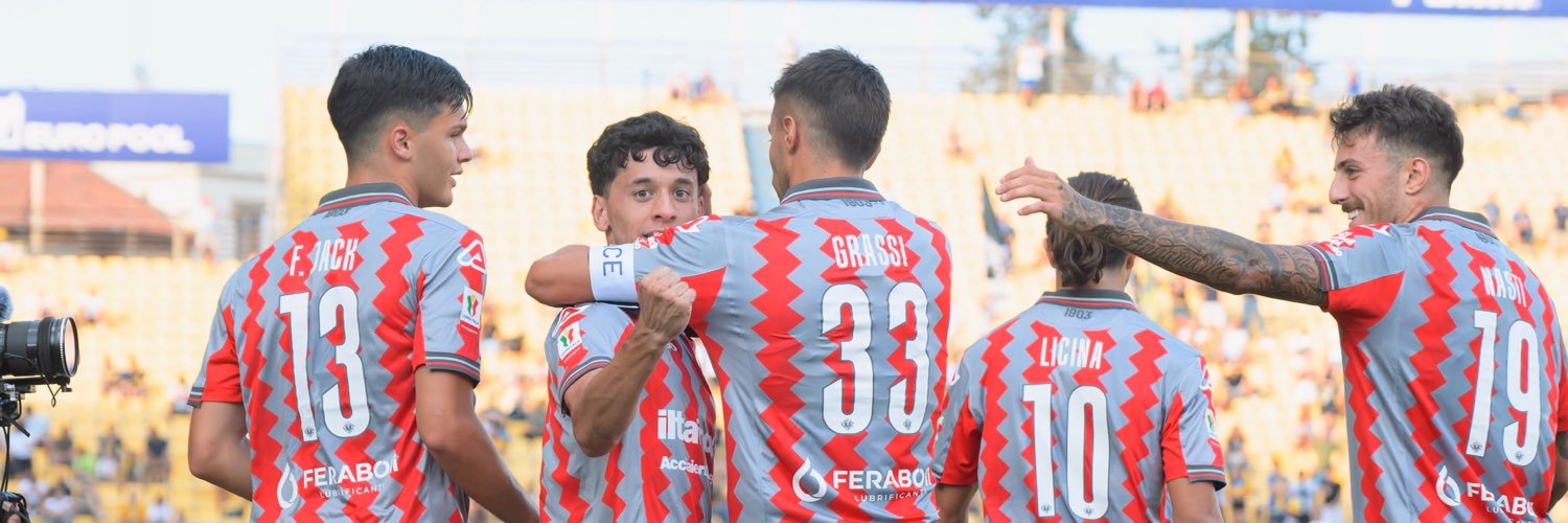 USCremonese's profile banner image