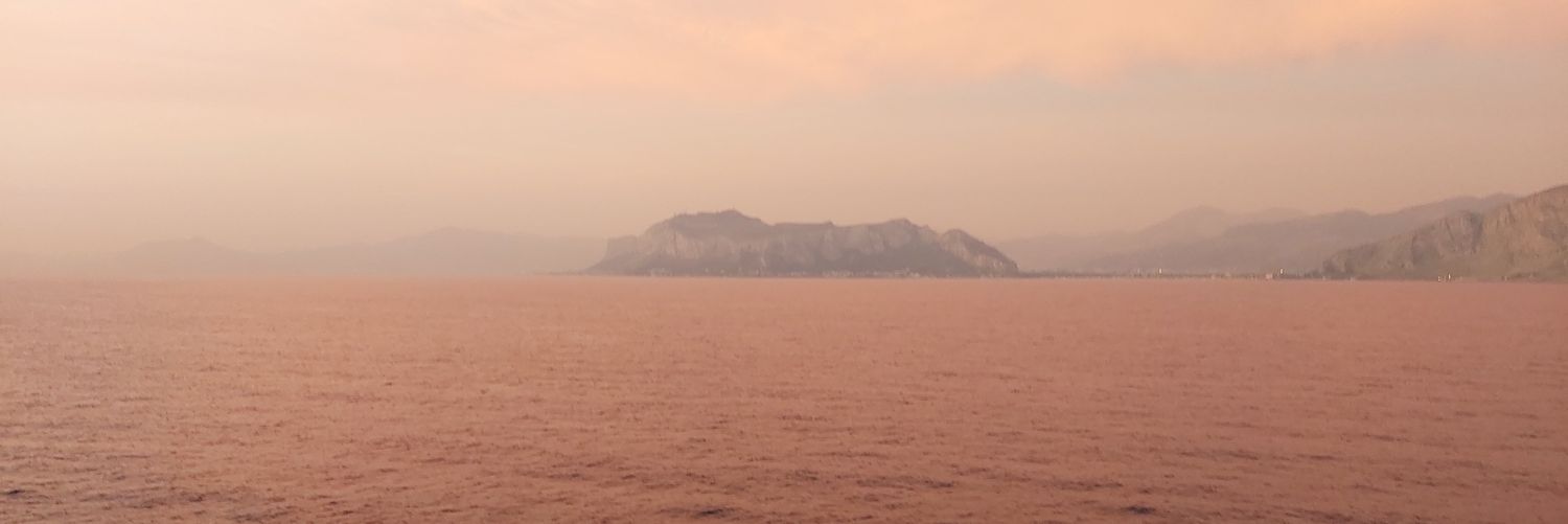 LouBeddoe's profile banner image