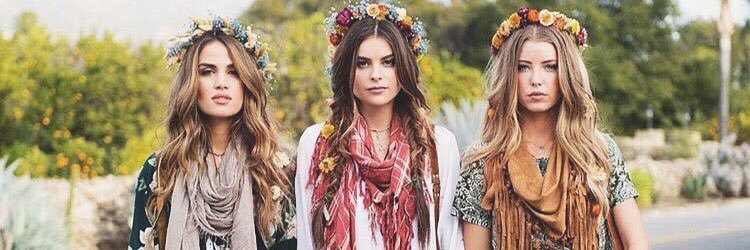 lisa_farah's profile banner image