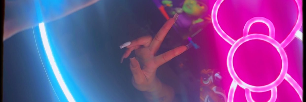 RudeeGurrl's profile banner image