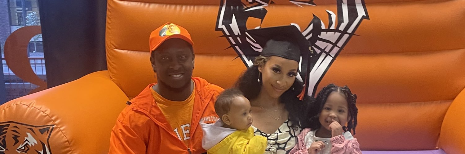 ShawndraRenee's profile banner image