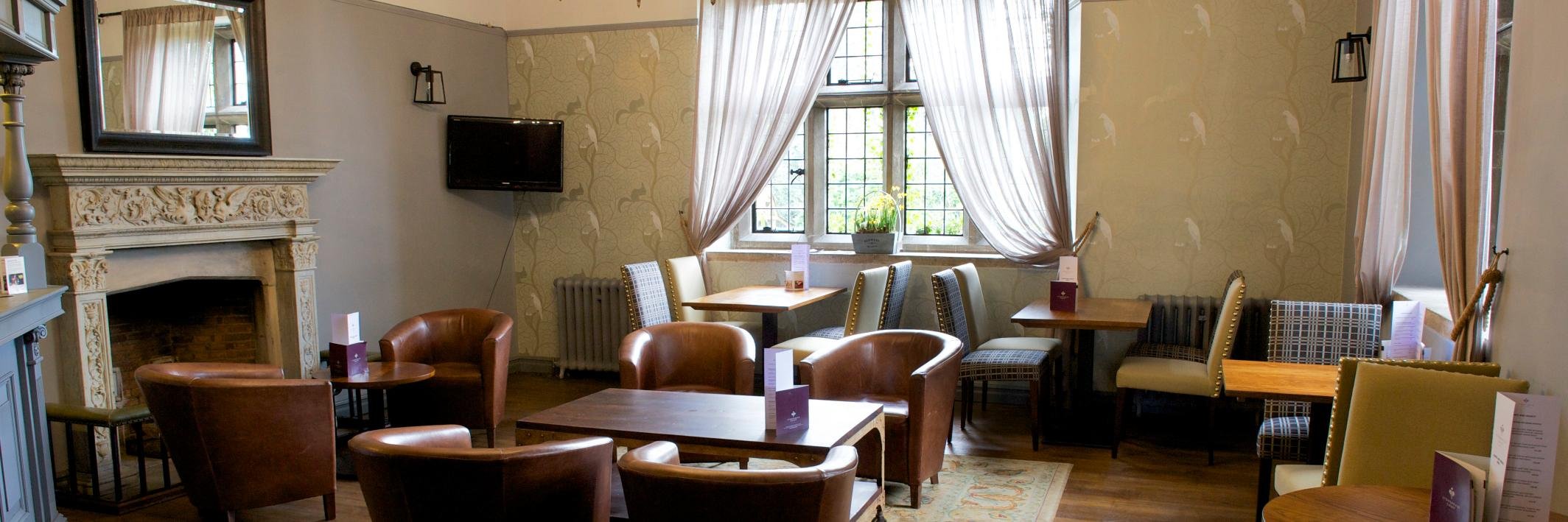 Stonehouse Court banner