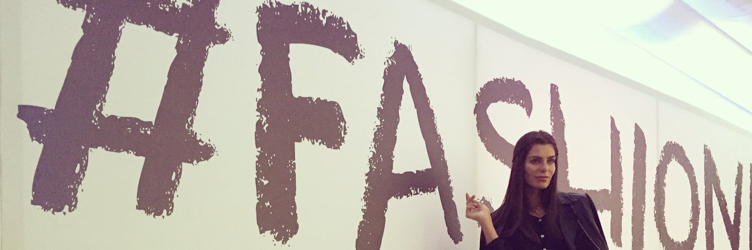 tanialadeiro's profile banner image