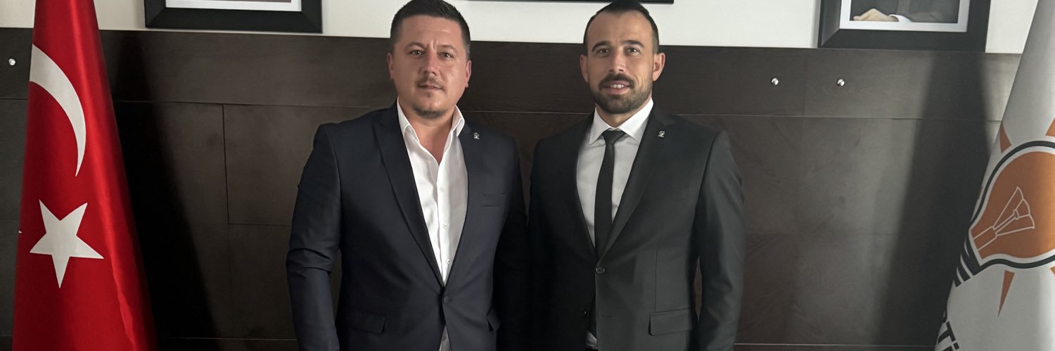 emrehizz's profile banner image