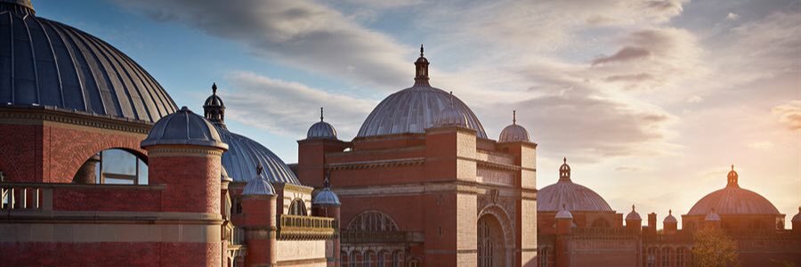 Emily Henderson banner