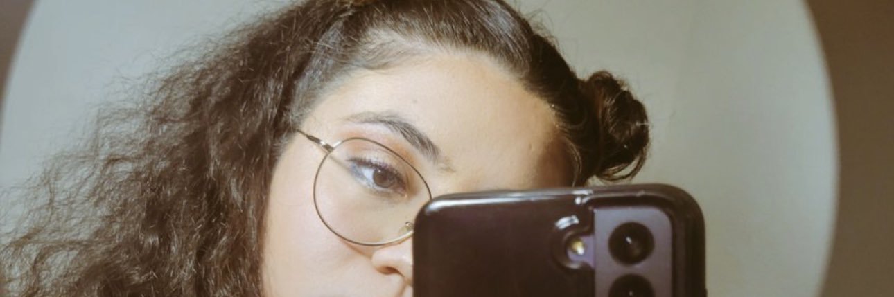 ISsy¨• ♡ banner