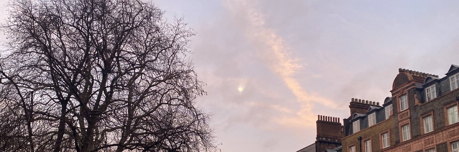 F🌙 banner