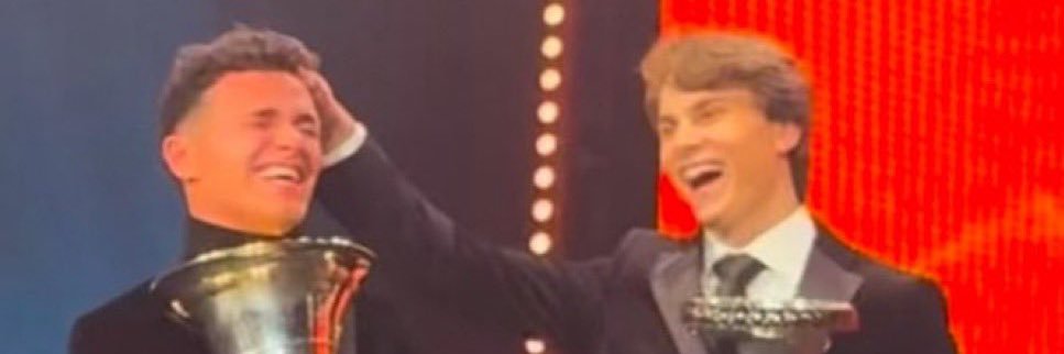 Paige on the Internet 🧩💛 banner