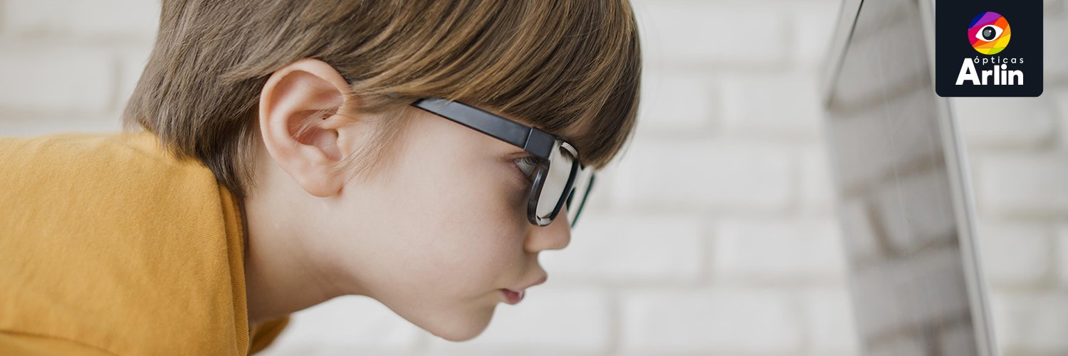 OpticasArlin's profile banner image