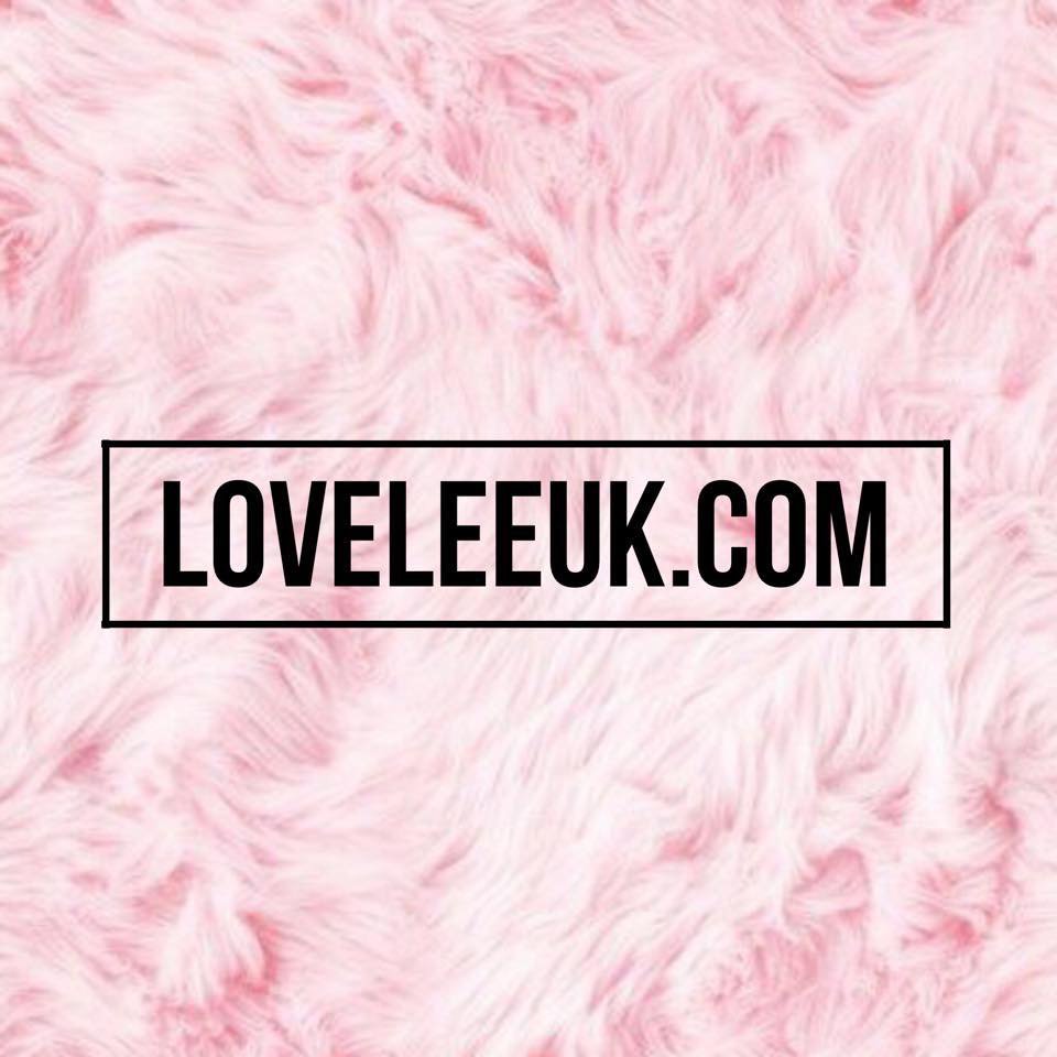 lovelee_uk's profile banner image