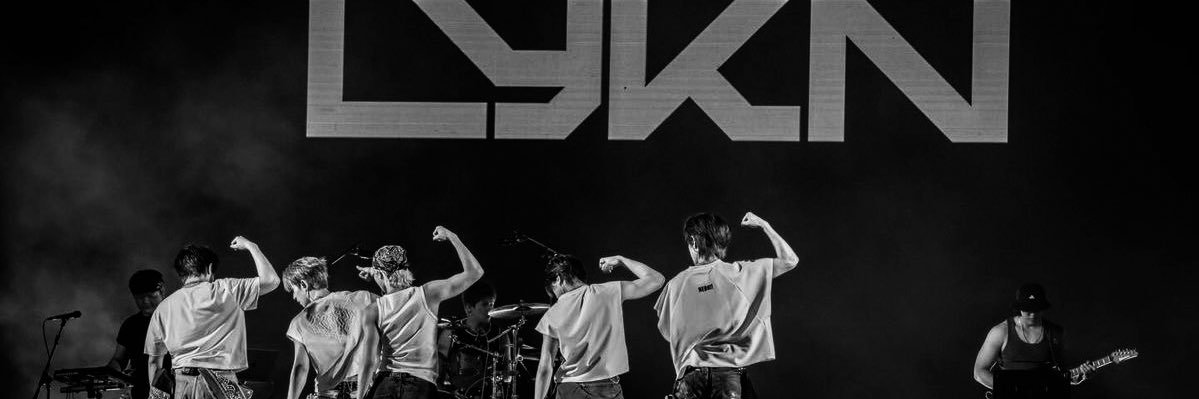 Ya • VAI VE O SKZ DNV banner