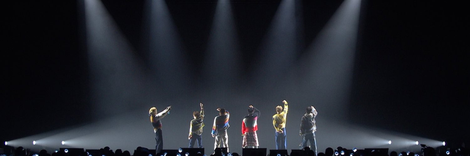 𝑎𝑘𝑖𝑠 ☘︎ banner
