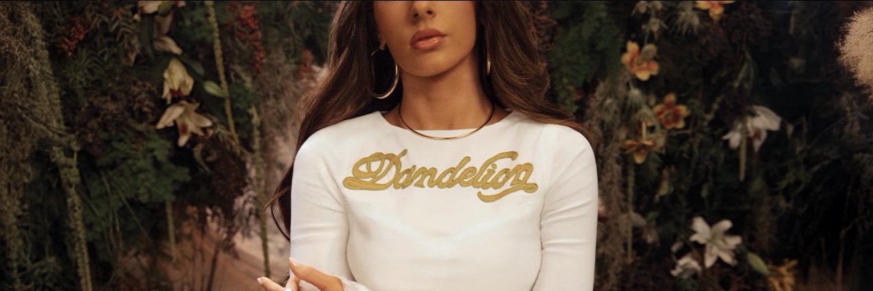 ella_langleym's profile banner image