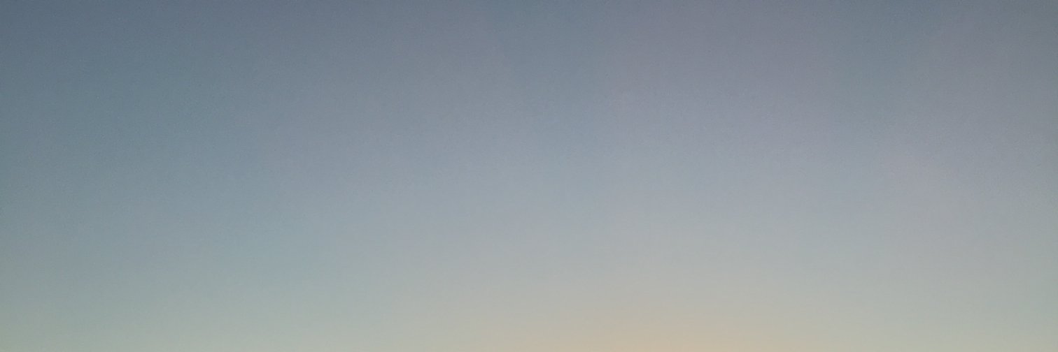 LindsStov's profile banner image