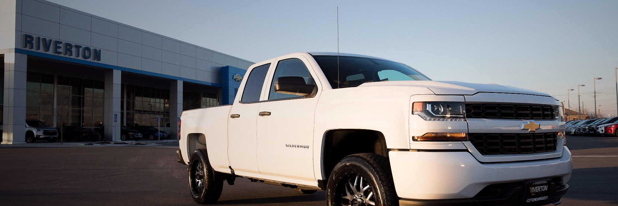 Riverton Chevy banner