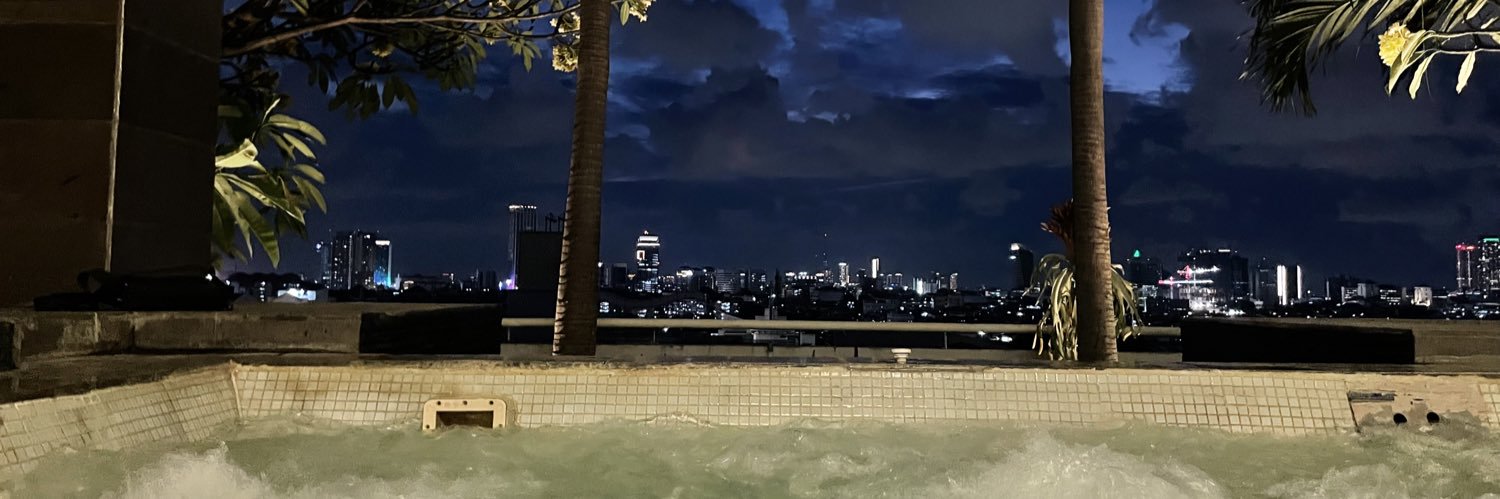 maxeamseace's profile banner image