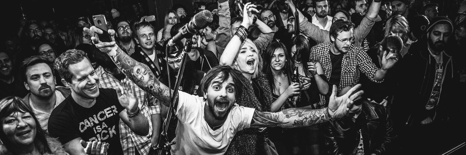 Absinthe Hamilton banner